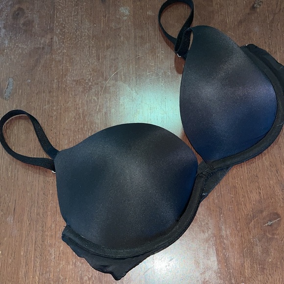 Victorias Secret 3 piece Bra Set - Picture 6 of 7